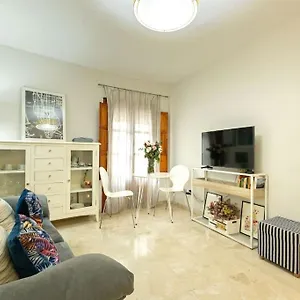  Apartamento Pajaritos Center By Valcambre